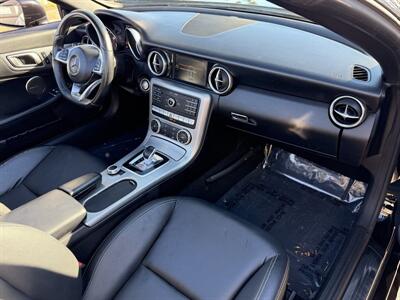 2017 Mercedes-Benz SLC SLC 300 - Photo 10 - Costa Mesa, CA 92626
