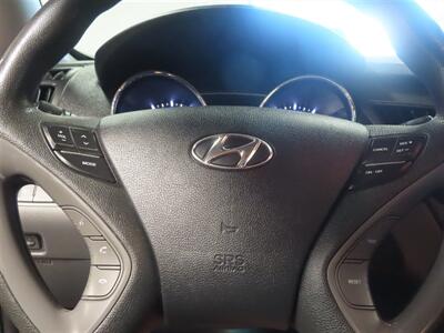 2013 Hyundai SONATA GLS   - Photo 10 - Costa Mesa, CA 92626