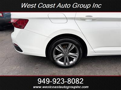 2023 Volkswagen Jetta SE   - Photo 29 - Costa Mesa, CA 92626