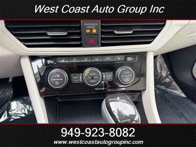 2023 Volkswagen Jetta SE   - Photo 26 - Costa Mesa, CA 92626