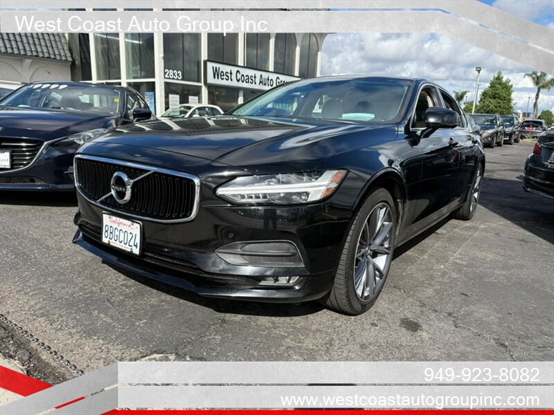 2018 Volvo S90 T5 Momentum  