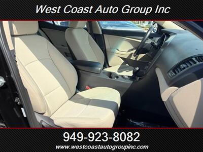 2013 Kia Optima Hybrid LX   - Photo 11 - Costa Mesa, CA 92626