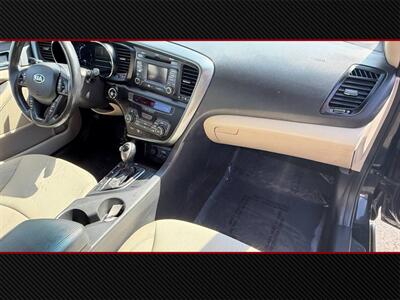 2013 Kia Optima Hybrid LX   - Photo 9 - Costa Mesa, CA 92626