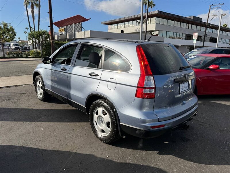 2011 Honda CR-V LX photo 2
