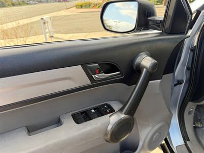 2011 Honda CR-V LX   - Photo 14 - Costa Mesa, CA 92626