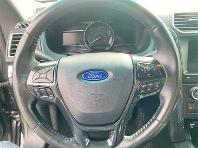 2016 Ford Explorer XLT   - Photo 11 - Costa Mesa, CA 92626