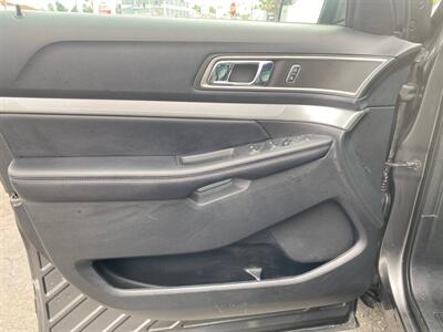 2016 Ford Explorer XLT   - Photo 10 - Costa Mesa, CA 92626