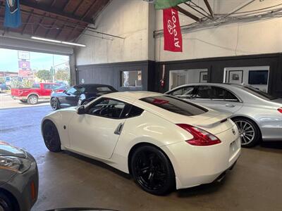 2010 Nissan 370Z Touring   - Photo 4 - Costa Mesa, CA 92626