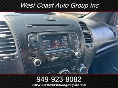 2016 Kia Forte Koup SX   - Photo 11 - Costa Mesa, CA 92626