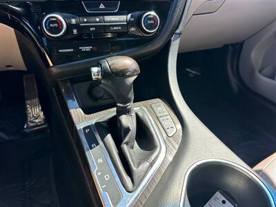 2015 Kia Optima EX   - Photo 11 - Costa Mesa, CA 92626