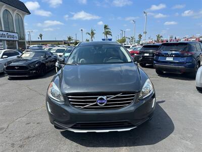 2015 Volvo XC60 T5 Drive-E Premier   - Photo 4 - Costa Mesa, CA 92626
