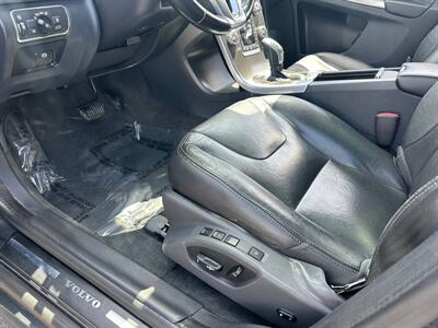 2015 Volvo XC60 T5 Drive-E Premier   - Photo 10 - Costa Mesa, CA 92626