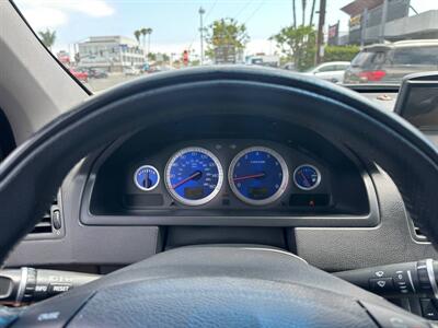 2013 Volvo XC90 3.2 R-Design Premier   - Photo 9 - Costa Mesa, CA 92626