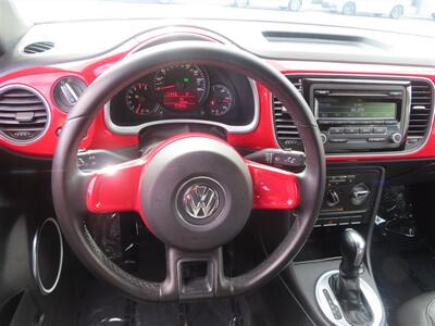 2012 Volkswagen Beetle-Classic 2.5L PZEV   - Photo 12 - Costa Mesa, CA 92626