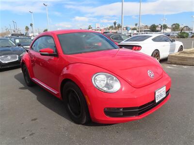 2012 Volkswagen Beetle-Classic 2.5L PZEV   - Photo 2 - Costa Mesa, CA 92626