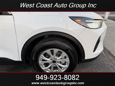 2024 Ford Escape Active   - Photo 23 - Costa Mesa, CA 92626
