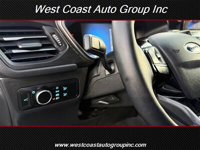 2024 Ford Escape Active   - Photo 9 - Costa Mesa, CA 92626