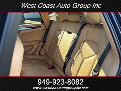 2016 Porsche Macan S   - Photo 11 - Costa Mesa, CA 92626