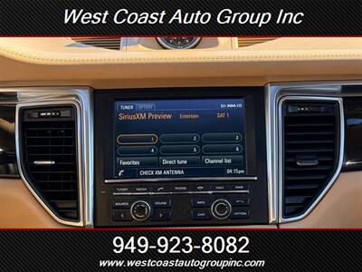 2016 Porsche Macan S   - Photo 17 - Costa Mesa, CA 92626