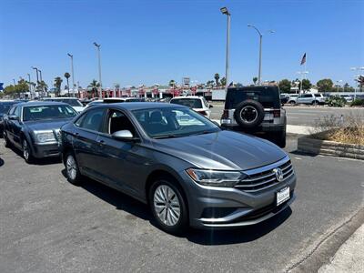 2019 Volkswagen Jetta SE   - Photo 3 - Costa Mesa, CA 92626
