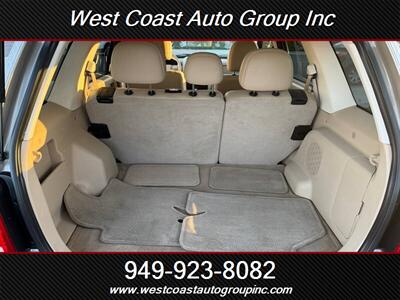 2010 Ford Escape Limited   - Photo 11 - Costa Mesa, CA 92626