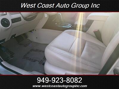 2010 Ford Escape Limited   - Photo 12 - Costa Mesa, CA 92626