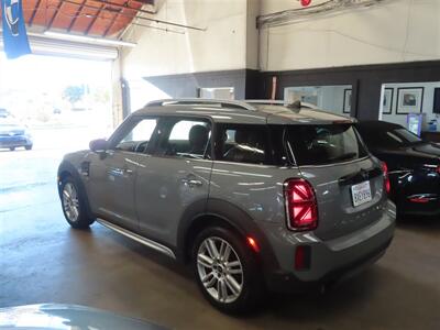 2022 MINI Countryman Cooper   - Photo 4 - Costa Mesa, CA 92626