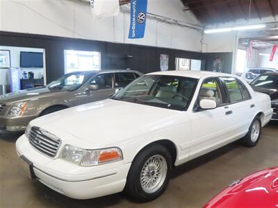 1999 Ford Crown Victoria LX   - Photo 1 - Costa Mesa, CA 92626