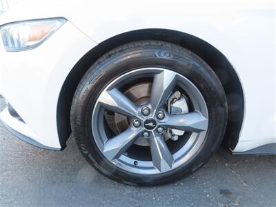 2015 Ford Mustang V6   - Photo 17 - Costa Mesa, CA 92626