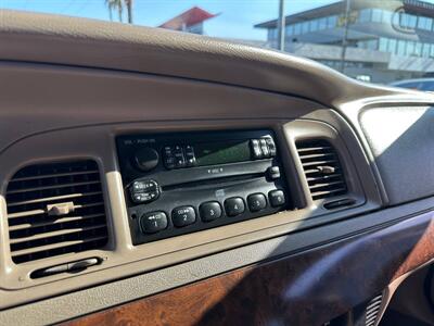 2005 Mercury Grand Marquis GS   - Photo 15 - Costa Mesa, CA 92626