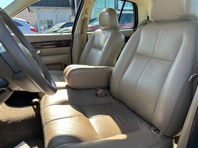 2005 Mercury Grand Marquis GS   - Photo 8 - Costa Mesa, CA 92626