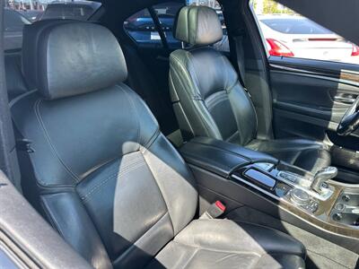 2015 BMW 528i   - Photo 8 - Costa Mesa, CA 92626