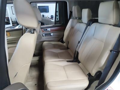 2015 Land Rover LR4 HSE   - Photo 9 - Costa Mesa, CA 92626