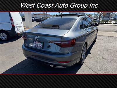 2021 Volkswagen Jetta R-Line   - Photo 5 - Costa Mesa, CA 92626