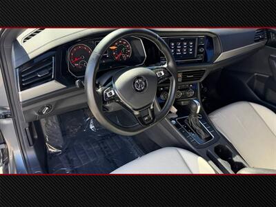 2021 Volkswagen Jetta R-Line   - Photo 16 - Costa Mesa, CA 92626