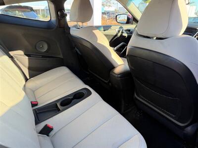 2014 Hyundai VELOSTER   - Photo 8 - Costa Mesa, CA 92626