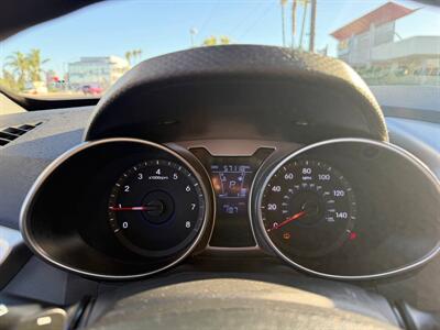 2014 Hyundai VELOSTER   - Photo 15 - Costa Mesa, CA 92626