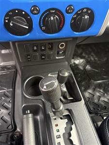 2007 Toyota FJ Cruiser   - Photo 8 - Costa Mesa, CA 92626