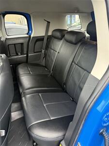 2007 Toyota FJ Cruiser   - Photo 6 - Costa Mesa, CA 92626