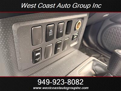 2007 Toyota FJ Cruiser - Photo 17 - Costa Mesa, CA 92626