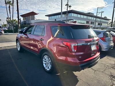 2017 Ford Explorer   - Photo 4 - Costa Mesa, CA 92626
