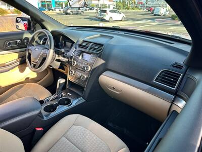 2017 Ford Explorer   - Photo 5 - Costa Mesa, CA 92626