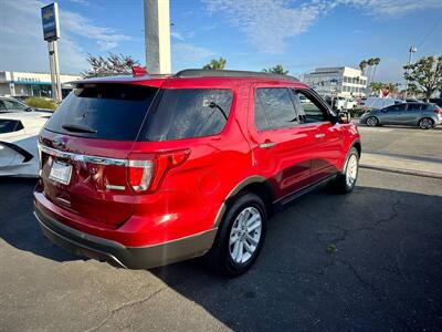 2017 Ford Explorer   - Photo 3 - Costa Mesa, CA 92626