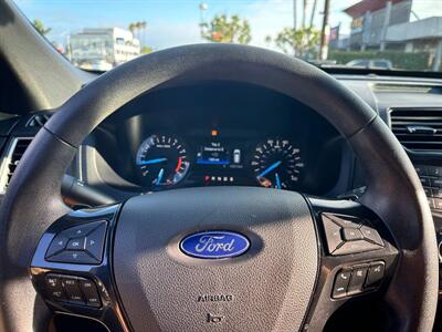 2017 Ford Explorer   - Photo 8 - Costa Mesa, CA 92626