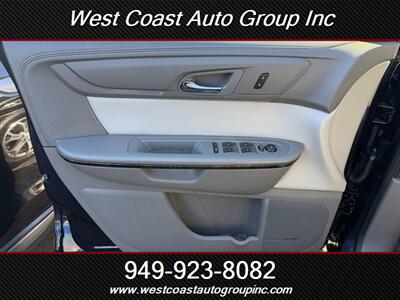 2015 GMC Acadia SLT-1   - Photo 16 - Costa Mesa, CA 92626