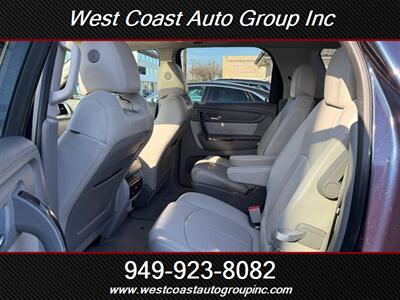 2015 GMC Acadia SLT-1   - Photo 17 - Costa Mesa, CA 92626