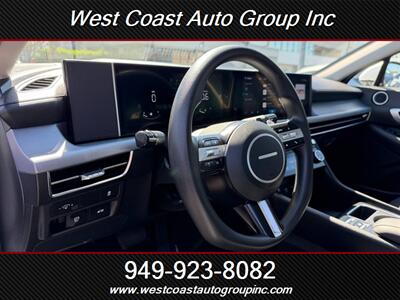 2025 Hyundai SONATA SEL   - Photo 11 - Costa Mesa, CA 92626