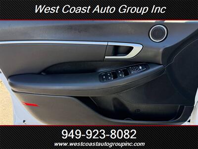 2025 Hyundai SONATA SEL   - Photo 16 - Costa Mesa, CA 92626