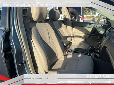 2012 Ford Fusion Hybrid - Photo 9 - Costa Mesa, CA 92626