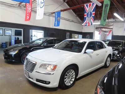 2013 Chrysler 300 Series   - Photo 1 - Costa Mesa, CA 92626